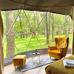 Kemp Planeta Glamping *